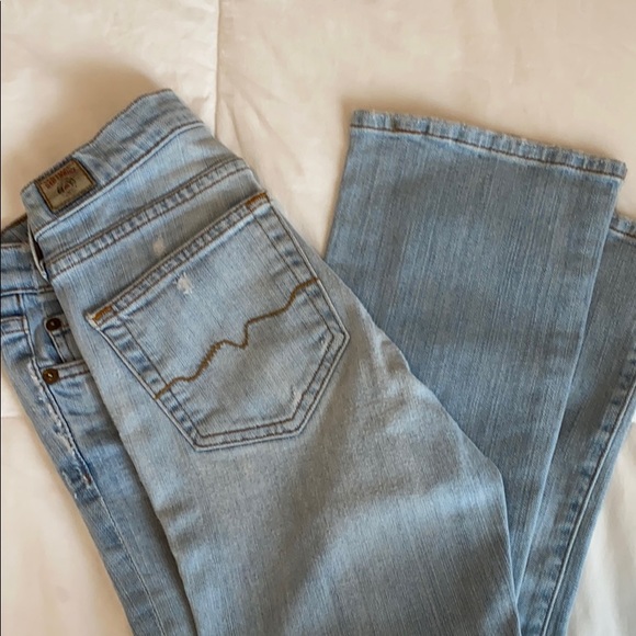 Red Engine denim Capris - Picture 5 of 5